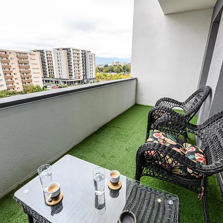 Mountain Paradise Apartament Braszów